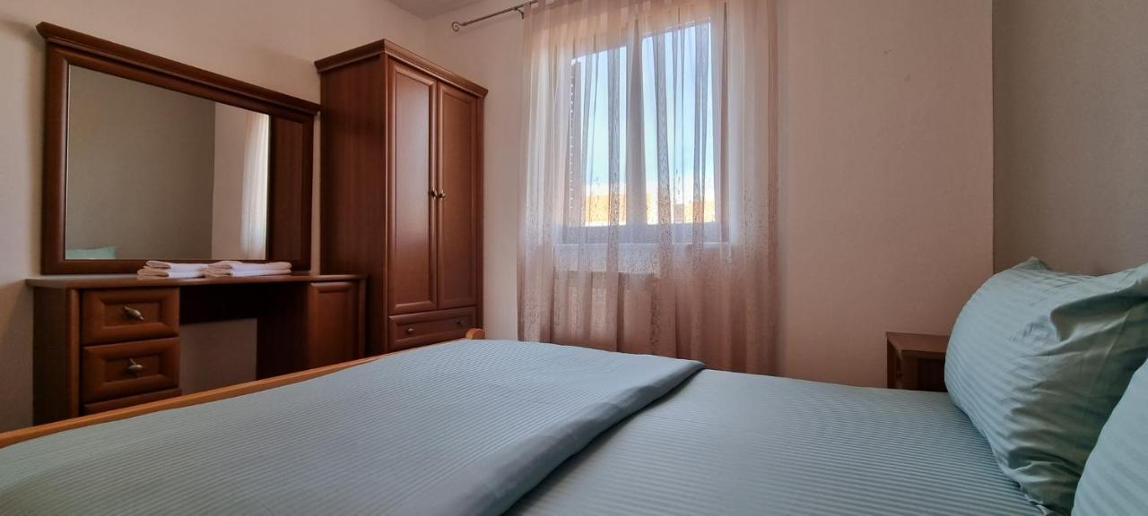 Sand Beach Apartment Idila Medulin Exterior photo