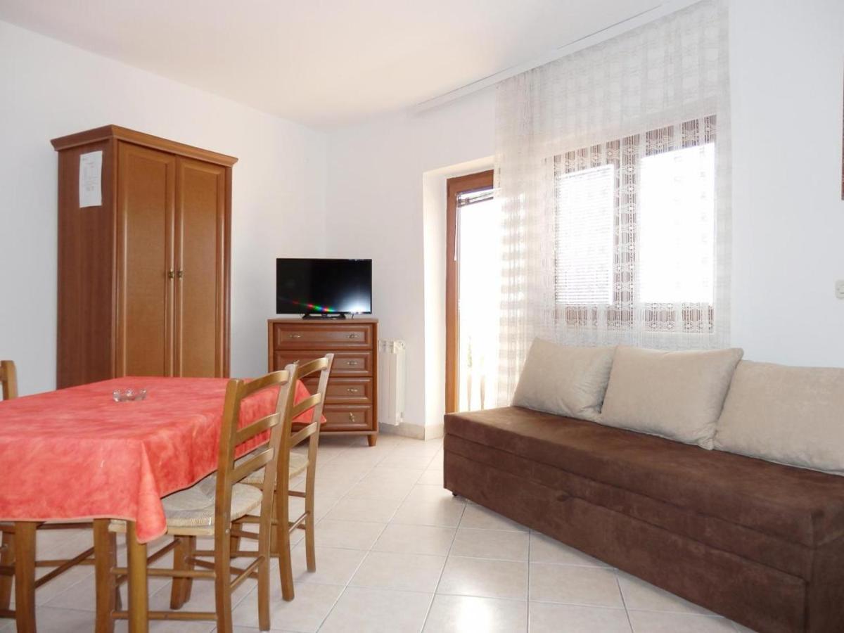 Sand Beach Apartment Idila Medulin Exterior photo